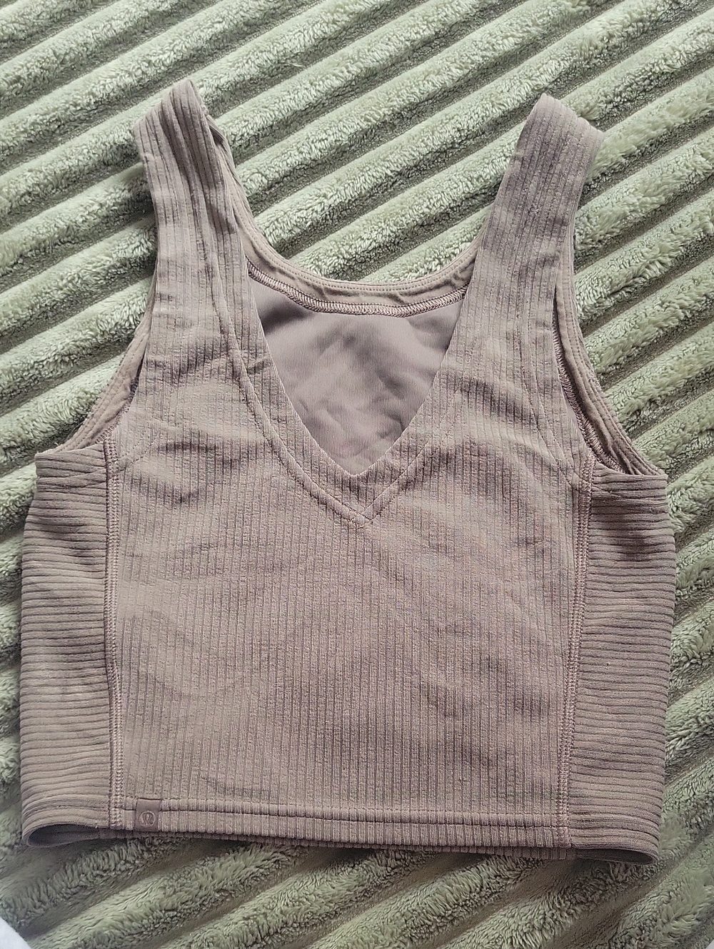 lululemon athletica ribbed crop tank in mauve